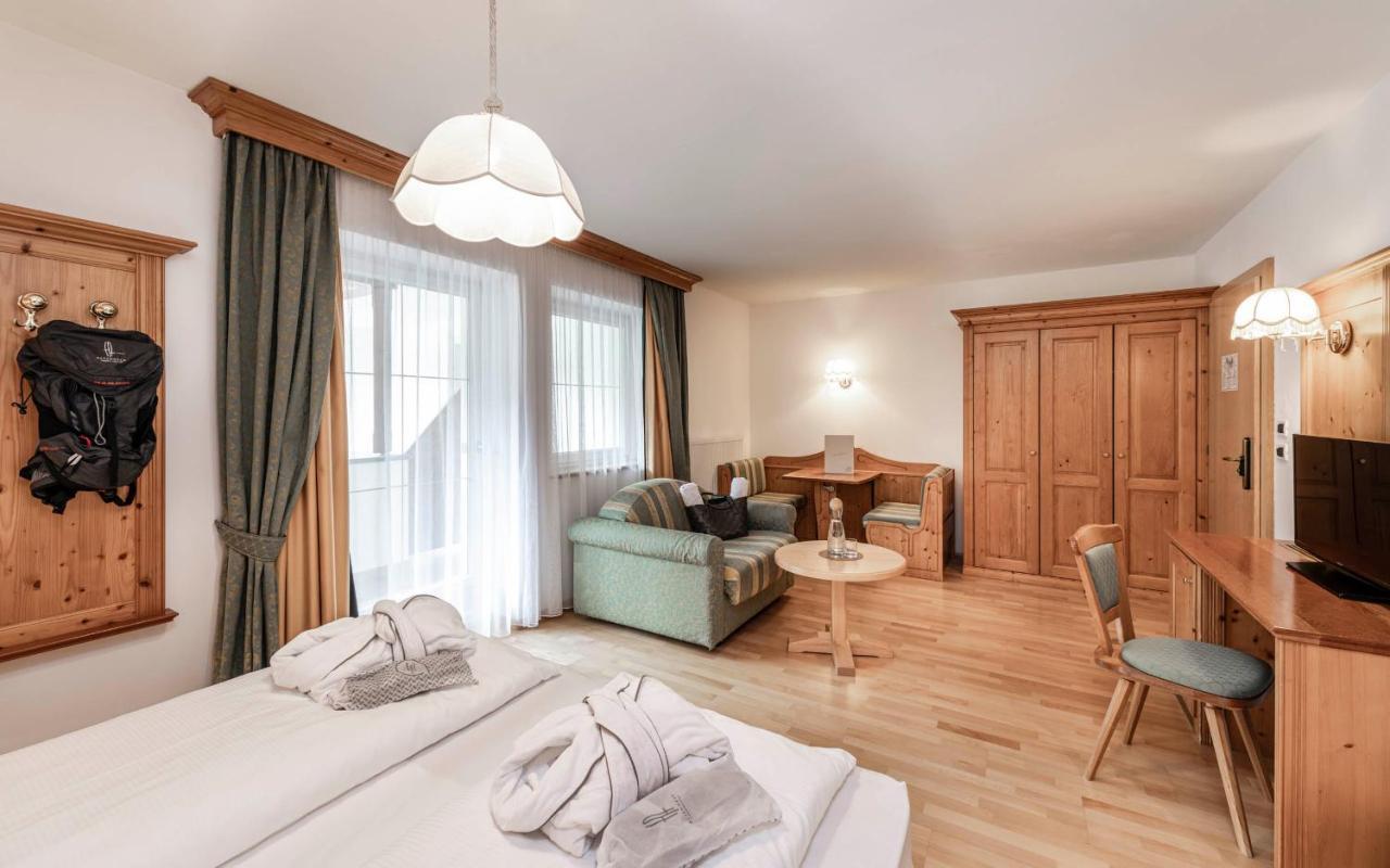 Alpenheim Charming & Spa Hotel Ortisei Extérieur photo