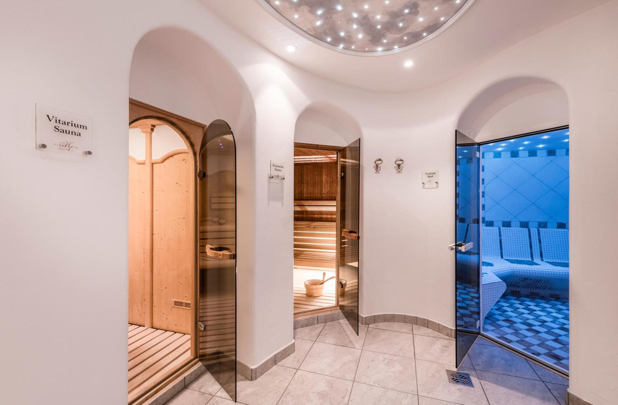 Alpenheim Charming & Spa Hotel Ortisei Extérieur photo