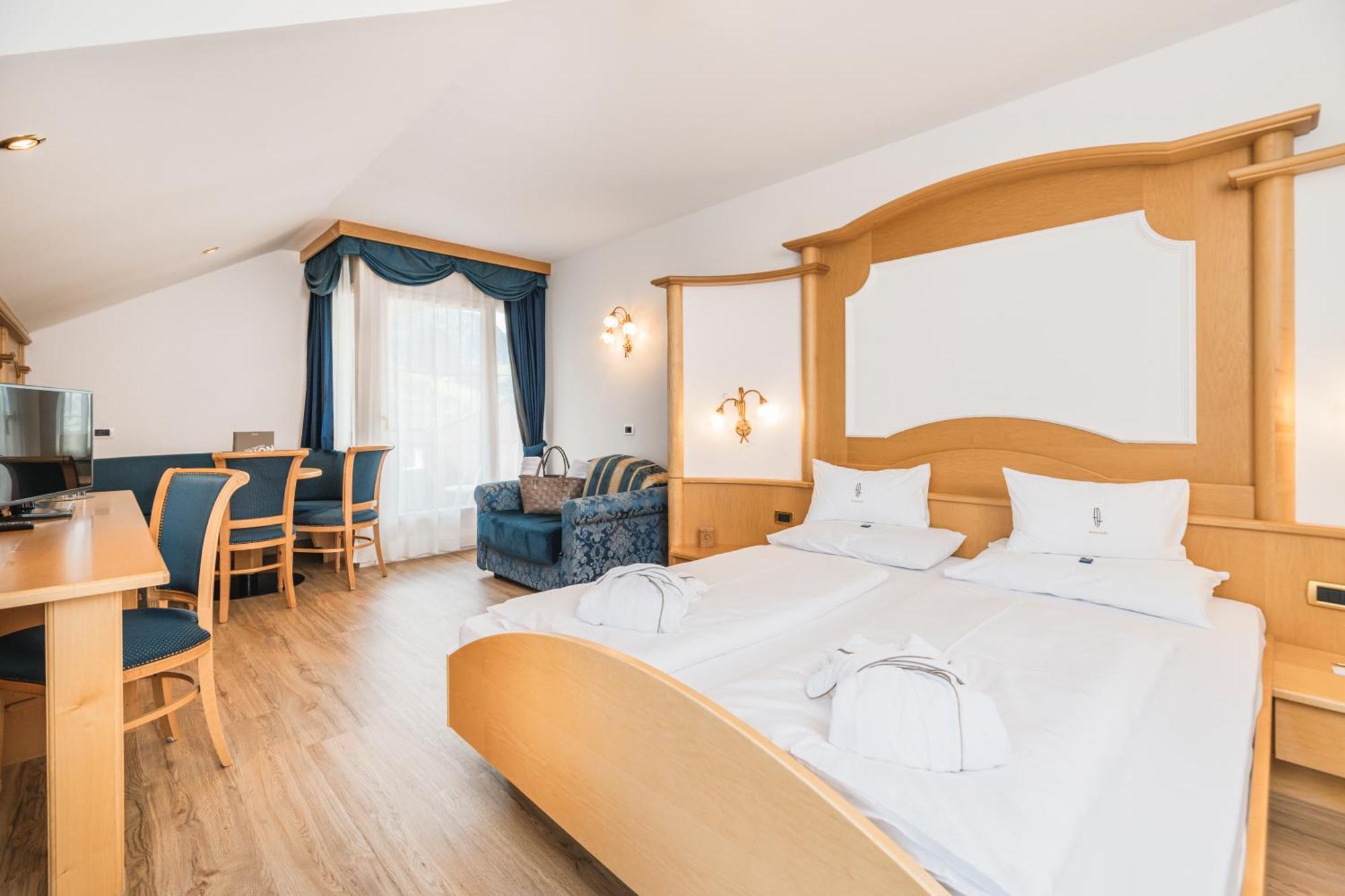 Alpenheim Charming & Spa Hotel Ortisei Extérieur photo