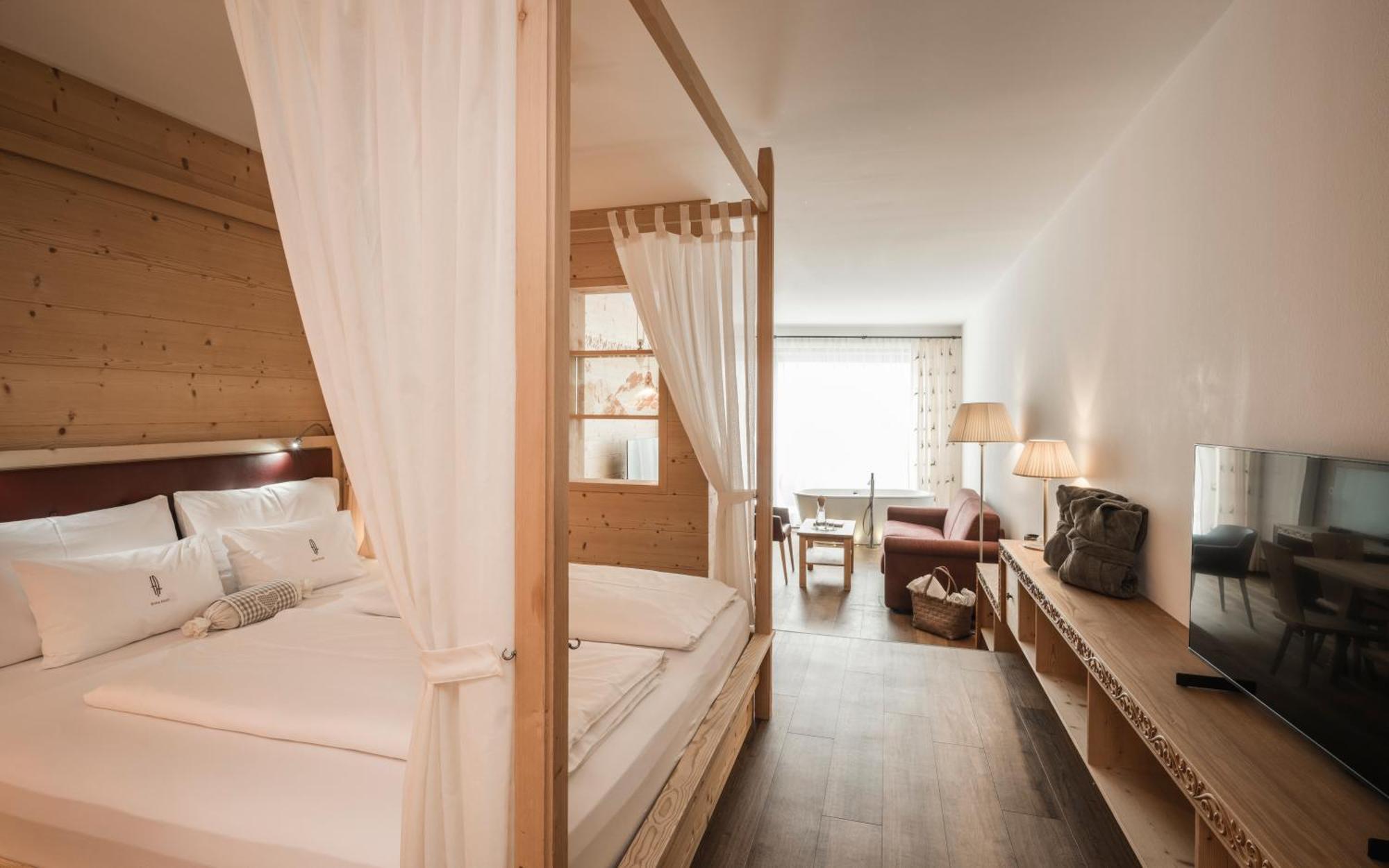 Alpenheim Charming & Spa Hotel Ortisei Extérieur photo